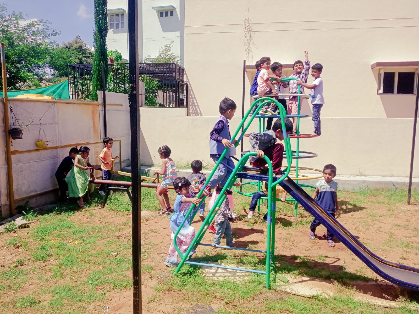 Montessori Learning Environment